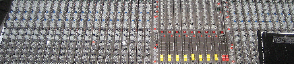 analog console